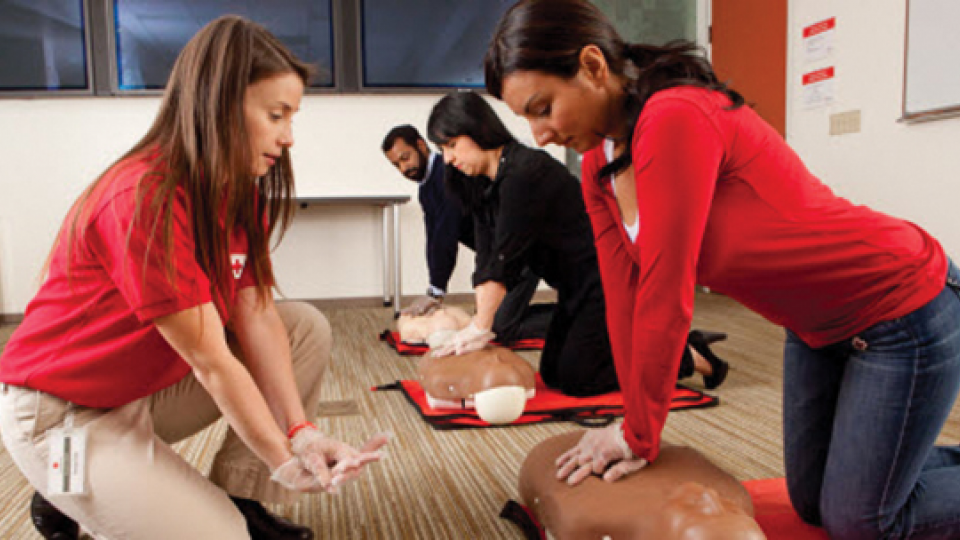 5 Benefits of First Aid Training